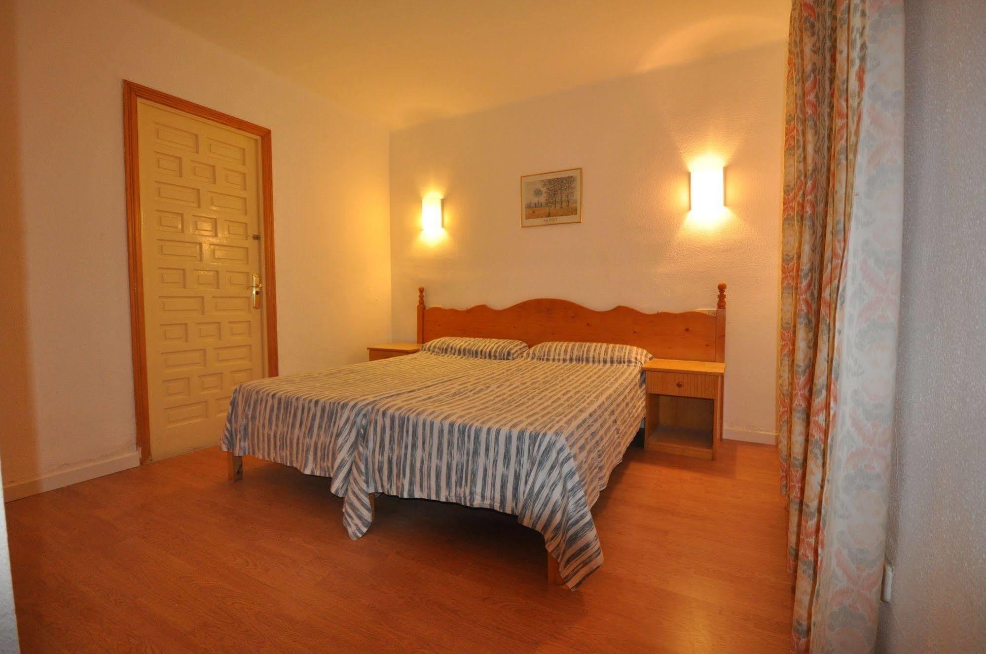 Apartamentos Cala D'Or Park Πάλμα ντε Μαγιόρκα Εξωτερικό φωτογραφία